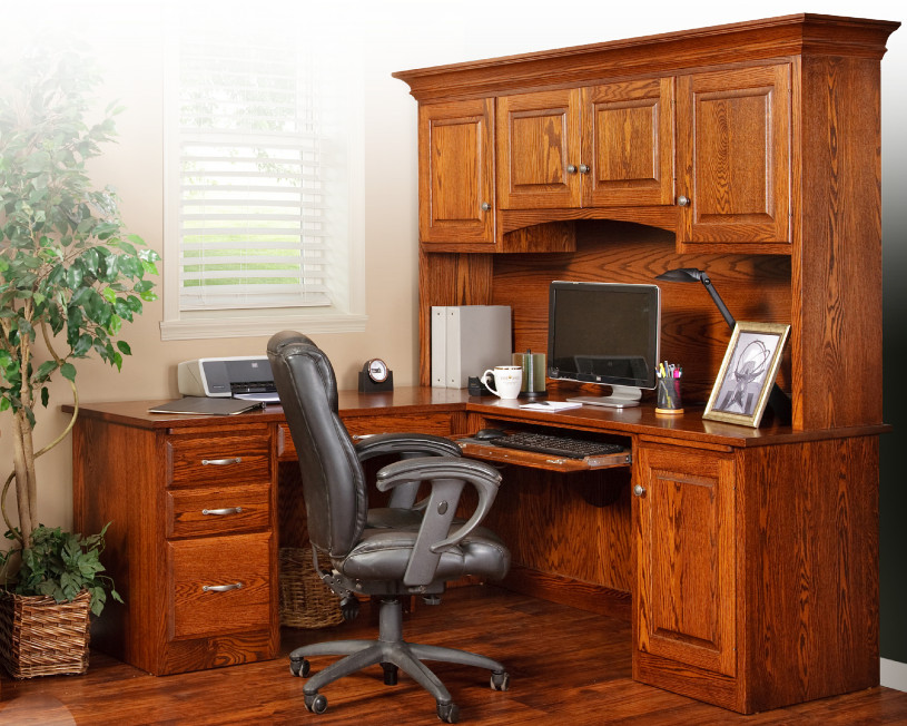 Home office with Amish handcrafted oak furniture