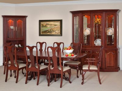 Amish handcrafted dining room furniture from the Queen Anne collection.